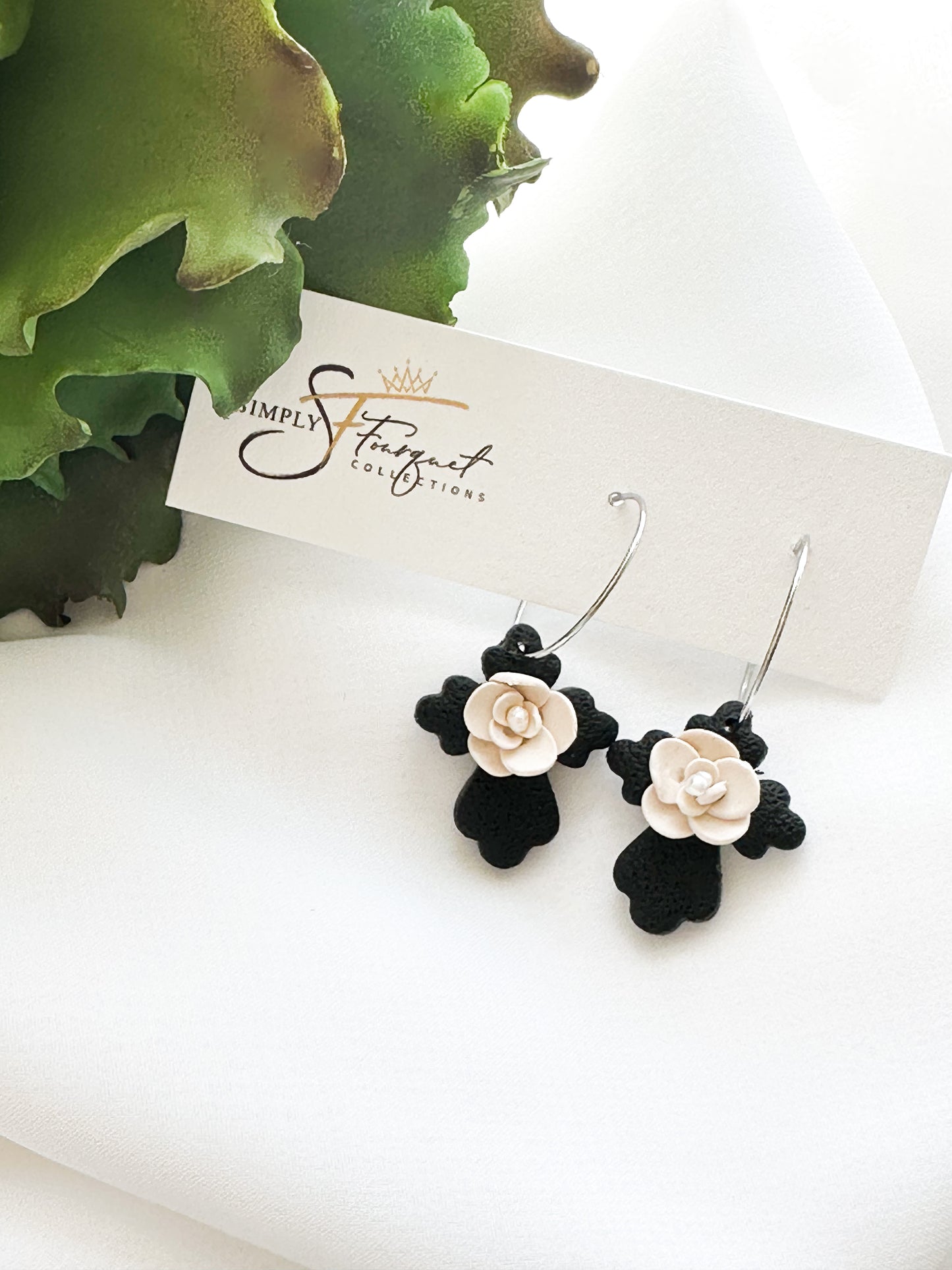 Simply Floral Cross