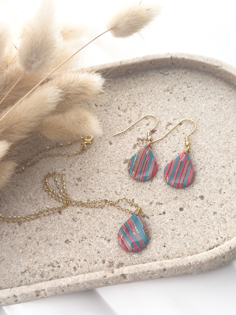 Girly Marble Teardrop Set