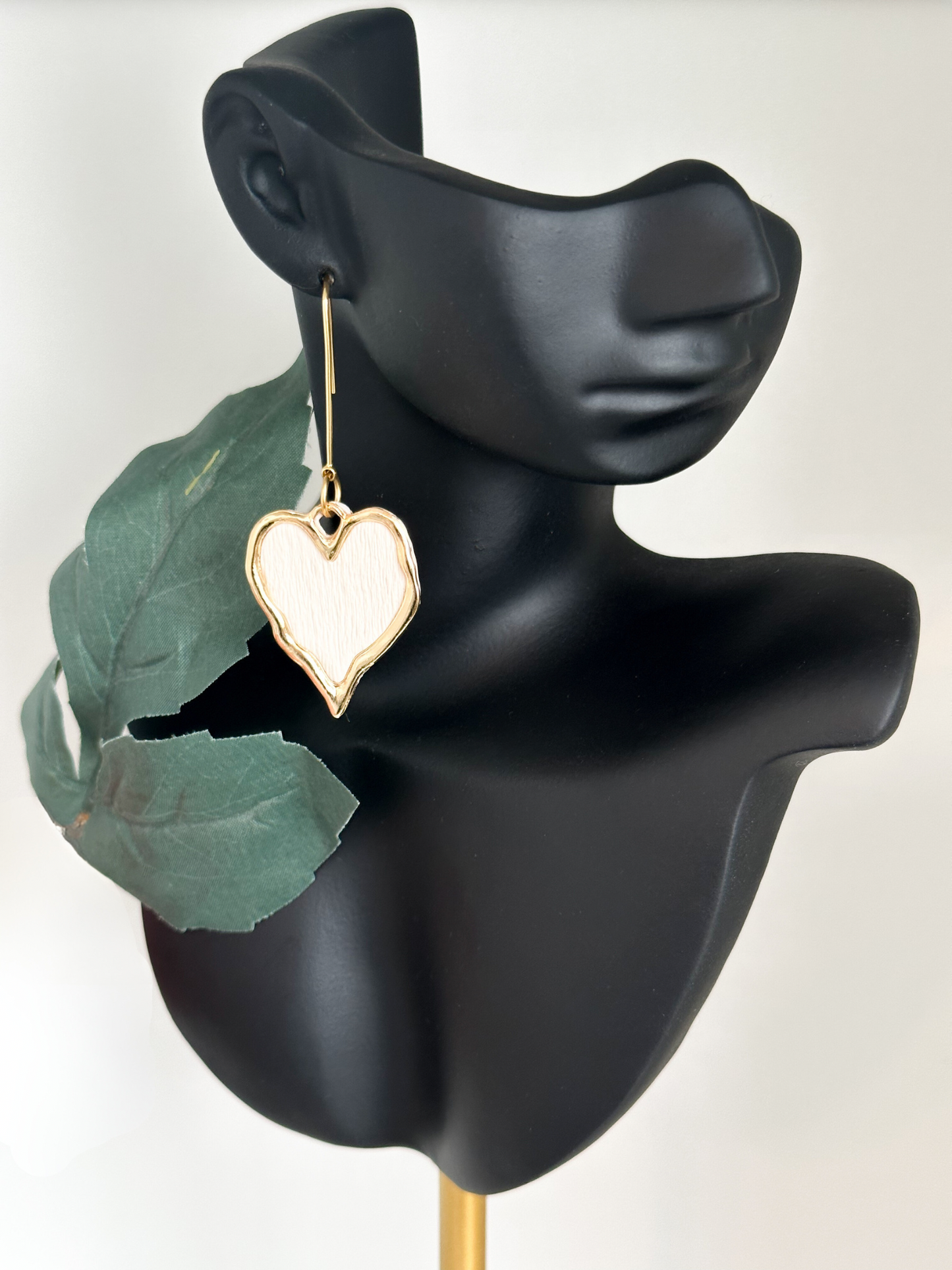 Simply White & Gold Heart