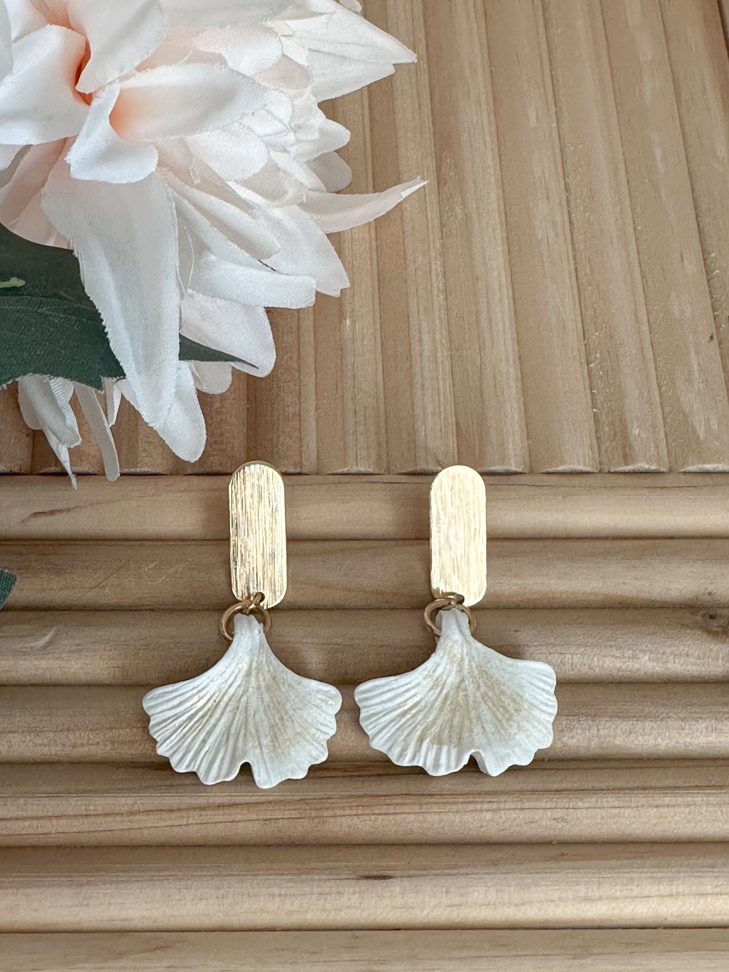 Simply Ginkgo Leaf